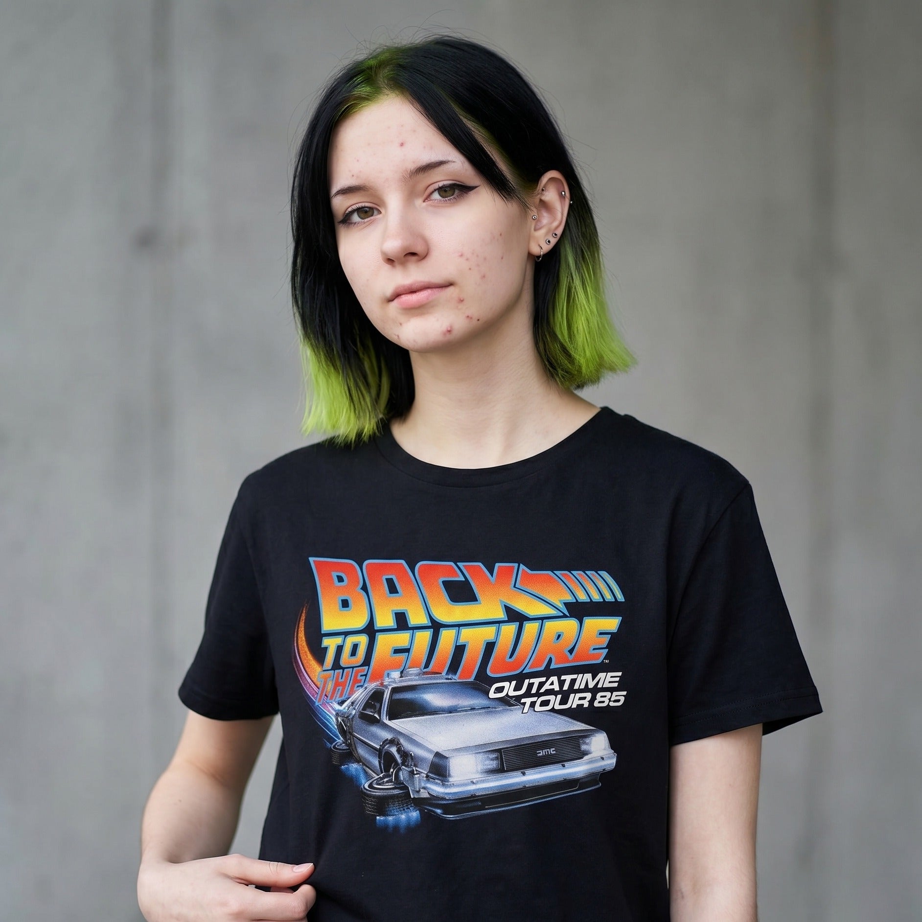 Zdjęcie produktu Powrót do przyszłości - Koszulka Outatime Tour czarna