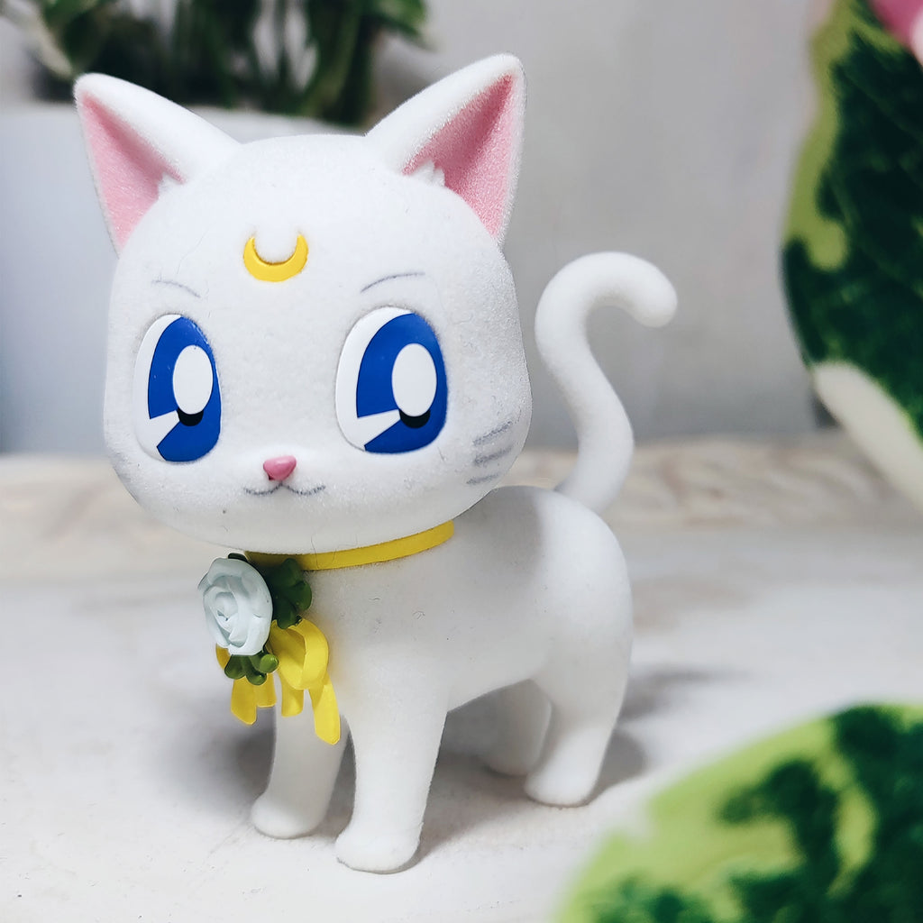 Zdjęcie produktu Pretty Guardian Sailor Moon Fluffy Puffy - Figurka Artemis Wersja B