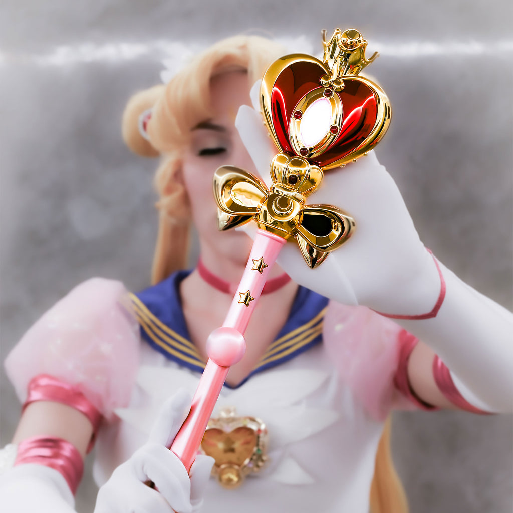 Zdjęcie produktu Sailor Moon - Kosmiczne Berło Księżycowych Serc Replika