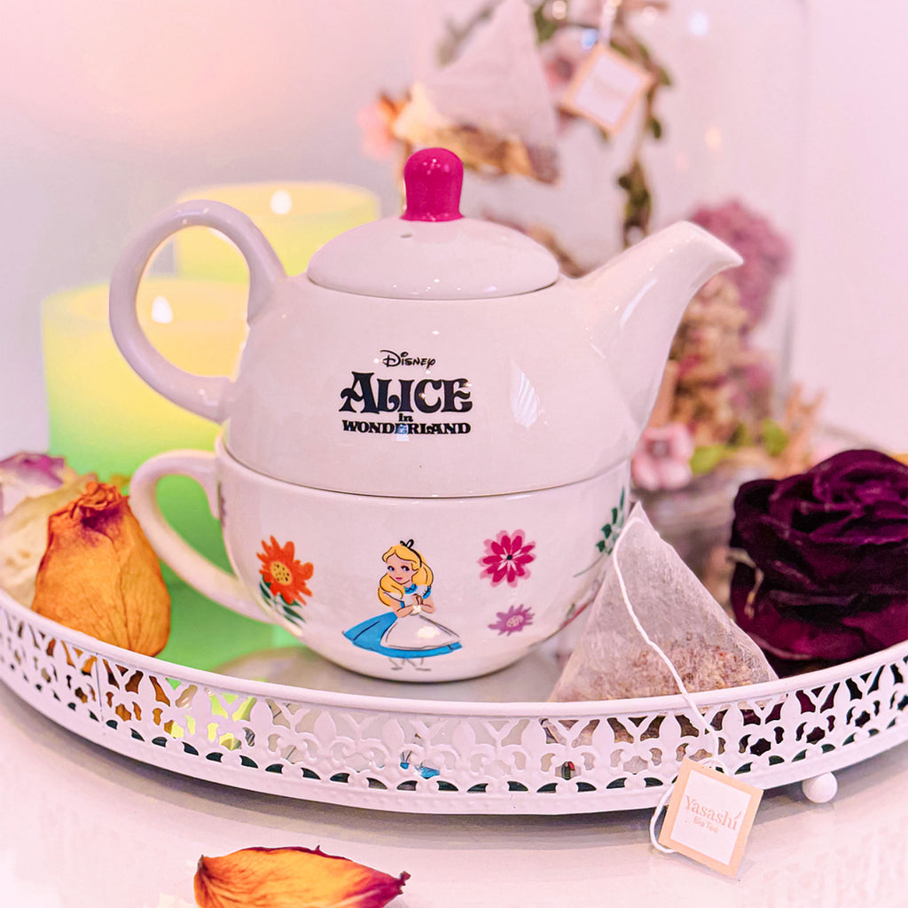 Zdjęcie produktu Alicja w Krainie Czarów - Looking For Wonderland Dzbanek do herbaty z filiżanką