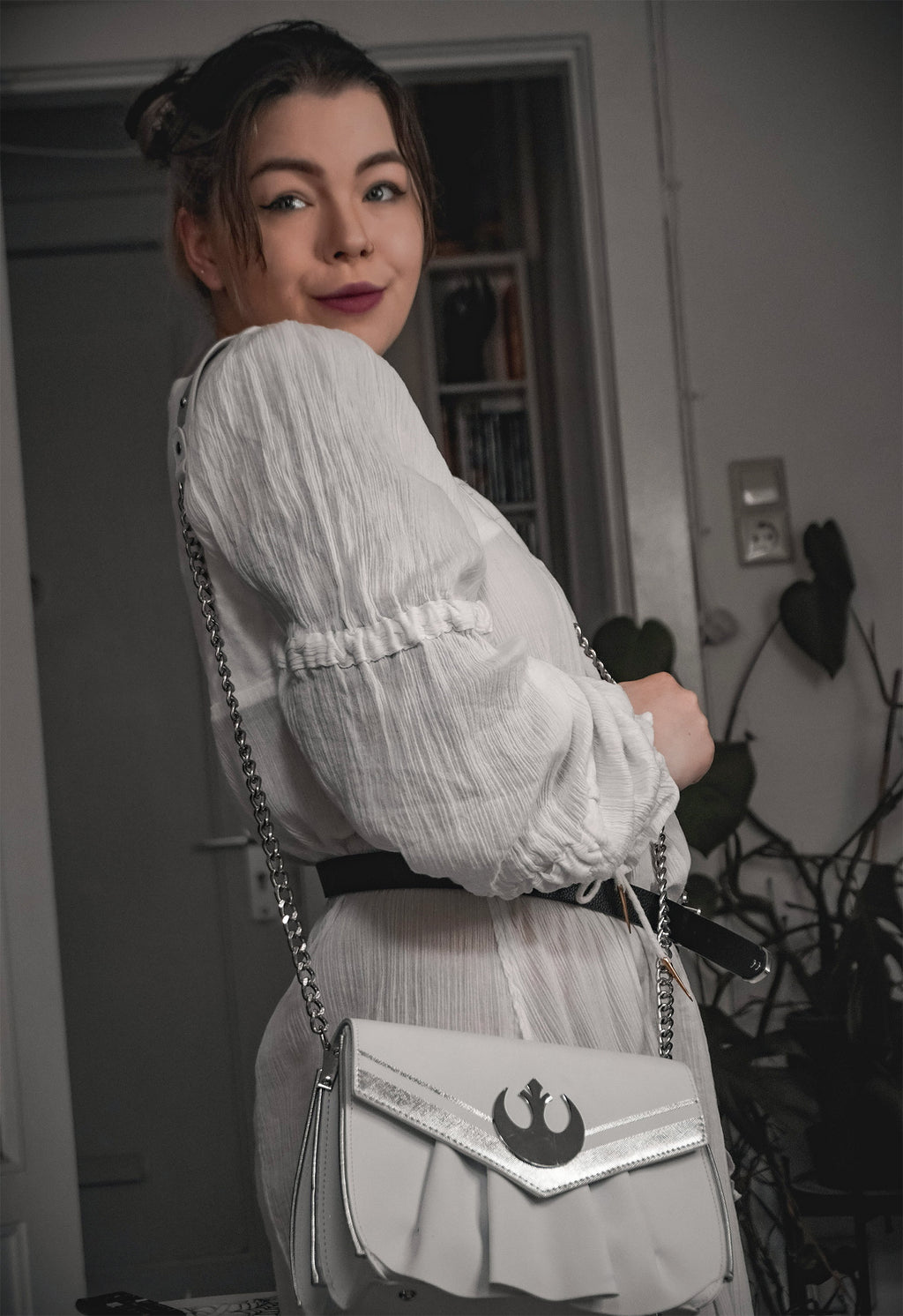 Zdjęcie produktu Biała torebka cosplay Leia - Star Wars