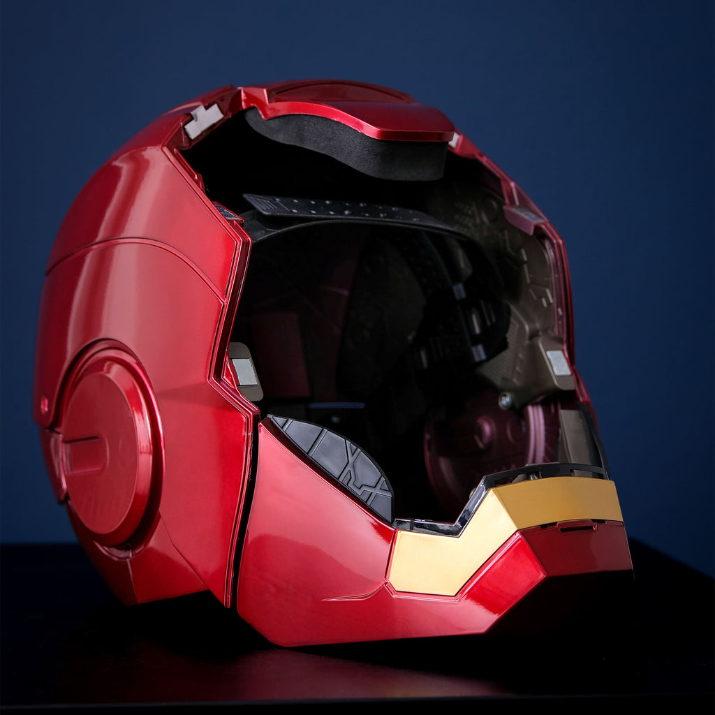 Product image Marvel Legends - Iron Man Electronic Helmet