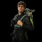 Zdjęcie produktu Luke Skywalker i Grogu Treningowa Statua Limitowana - Star Wars Księga Boby Fetta