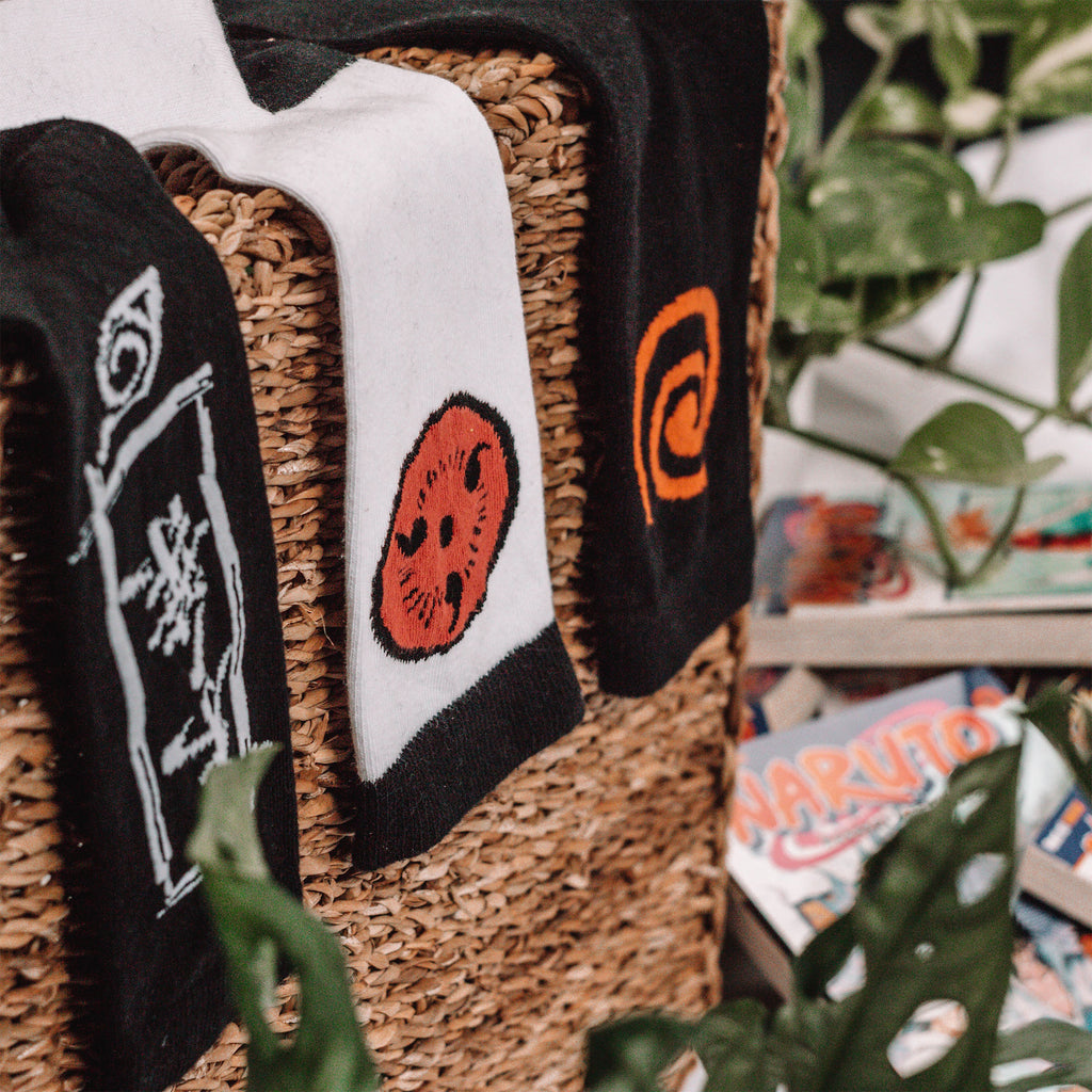 Zdjęcie produktu Naruto Shippuden - Skarpety Sasuke Symbol Zestaw 3 pary