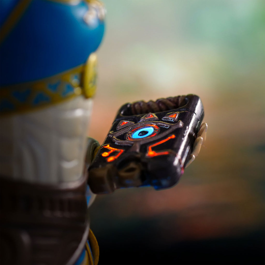 Zdjęcie produktu The Legend of Zelda - Breath of the Wild Zelda Statue Collector's Edition z funkcją podświetlenia