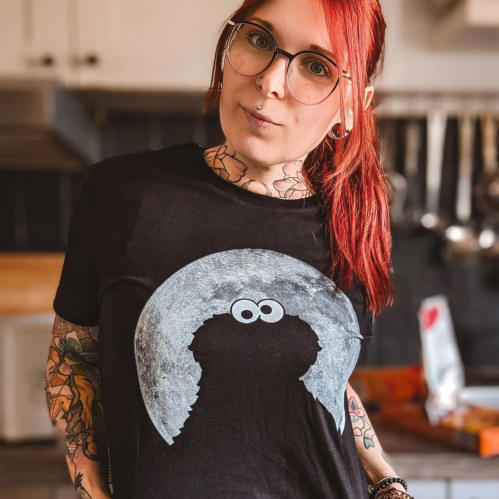 Product image Sesame Street - Cookie Monster Moonnight T-Shirt Black