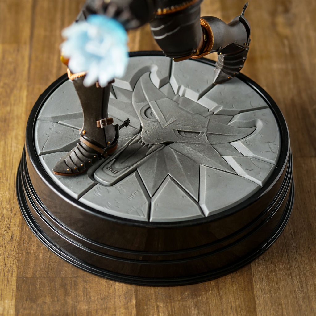 Product image Witcher 3 - Geralt Toussaint Tourney Armor Statue