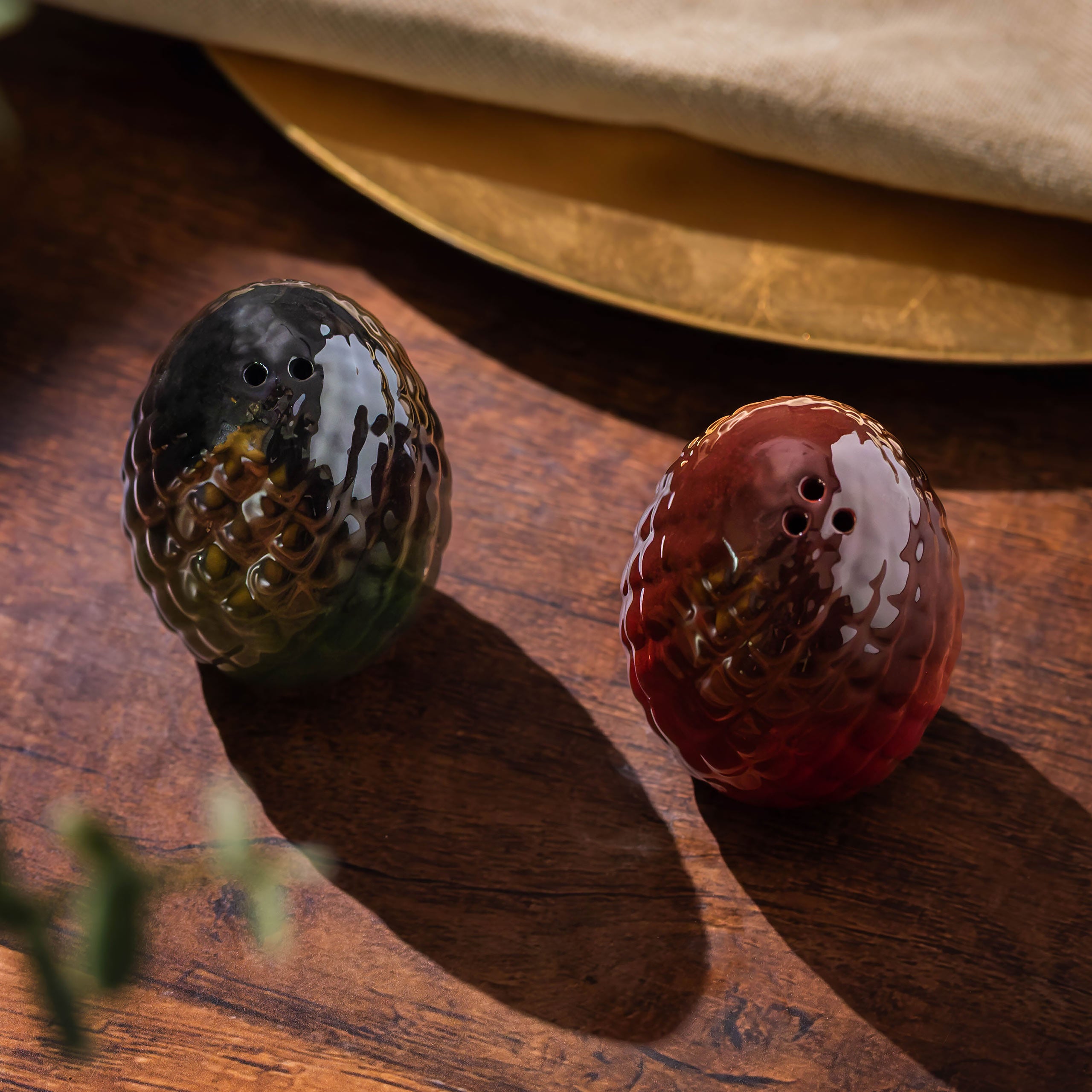 Zdjęcie produktu Gra o Tron - Solniczka i pieprzniczka Drogon i Rhaegal