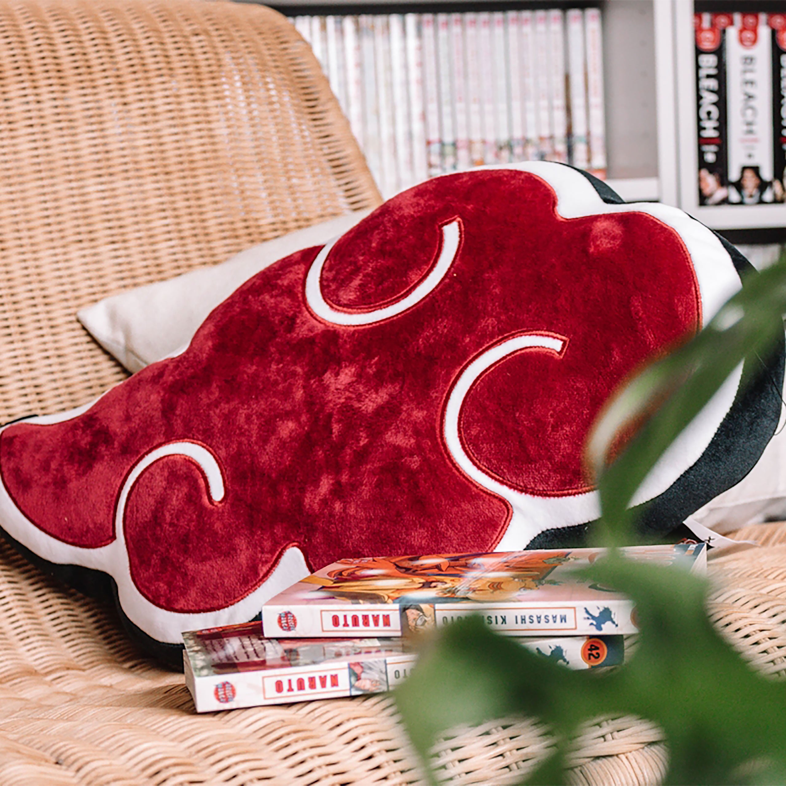 Zdjęcie produktu Naruto Shippuden - Poduszka z symbolem Akatsuki