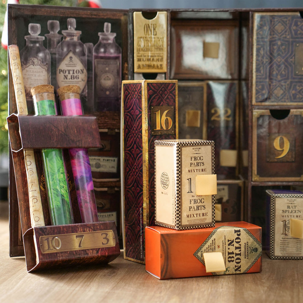 Zdjęcie produktu Harry Potter - Kalendarz adwentowy w ozdobnym pudełku