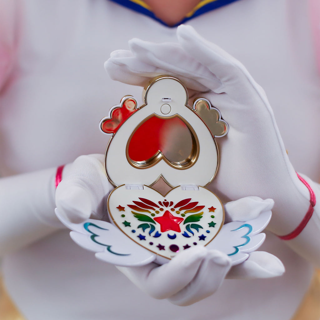 Product image Sailor Moon - Cosmos Eternal Moon Transformation Brooch with Light and Sound Effects