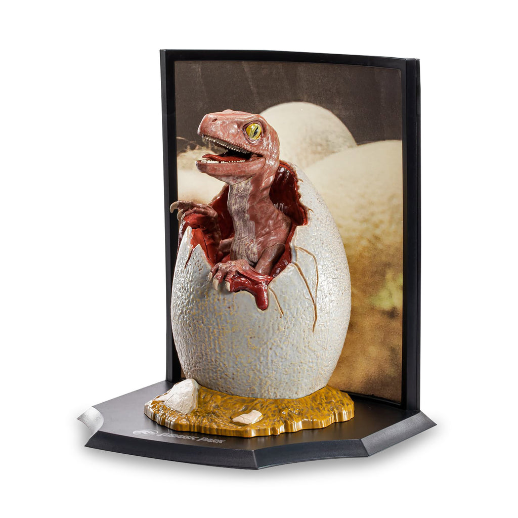 Product image Jurassic Park - Baby Velociraptor Egg Diorama Figure