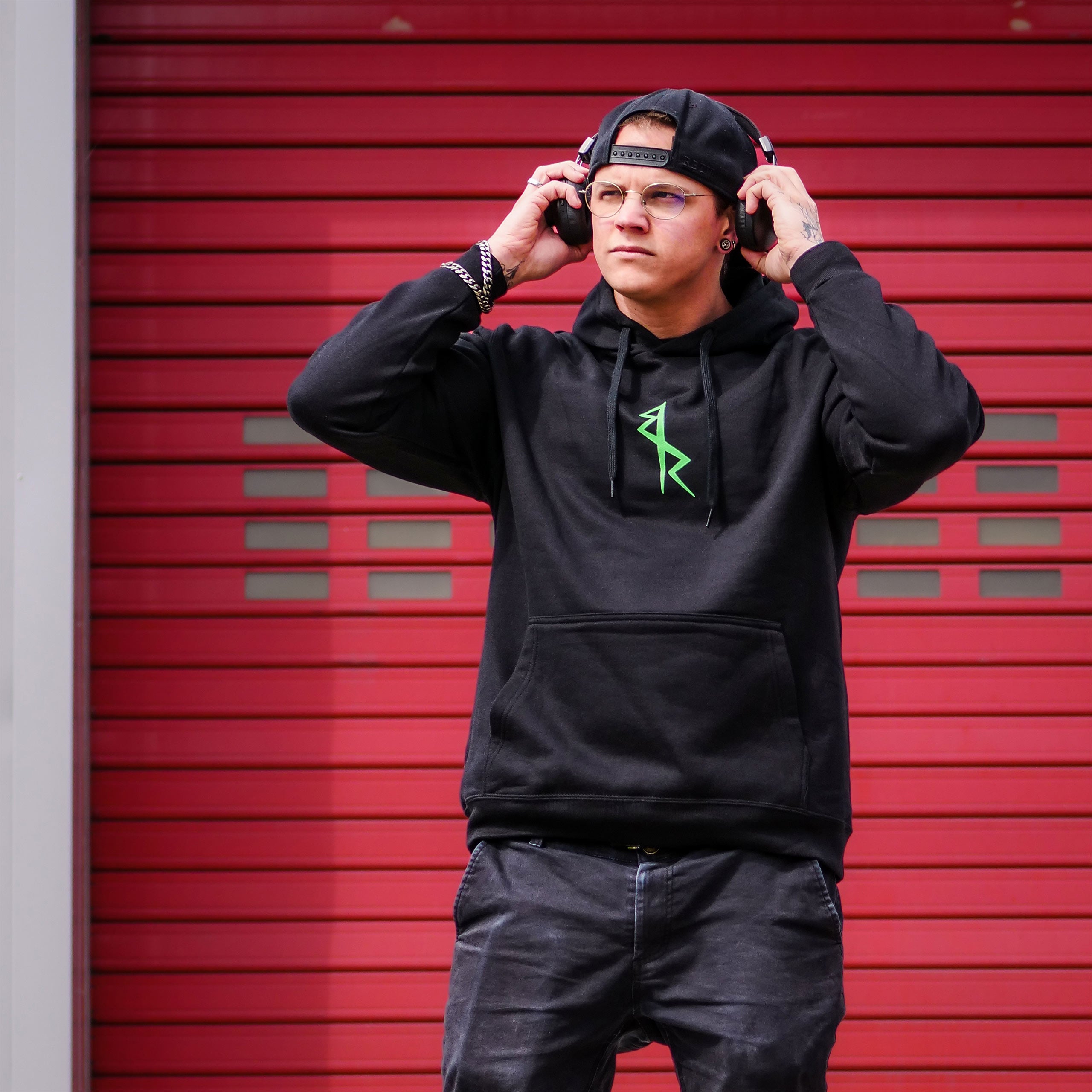 Zdjęcie produktu Cyberpunk Edgerunners - Rebecca Neon Hoodie czarny