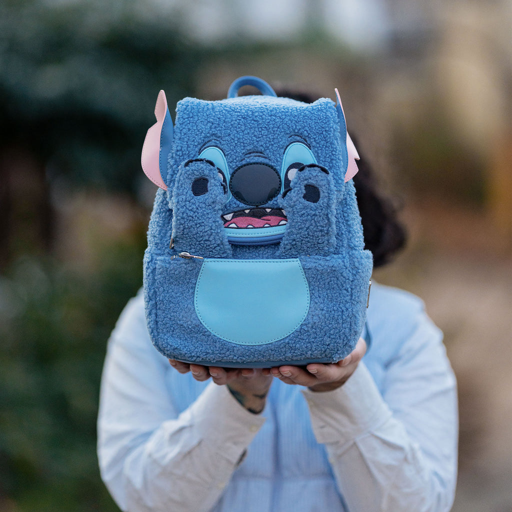 Zdjęcie produktu Lilo & Stitch - Kieszonkowy Stitch Pluszowy Mini Plecak