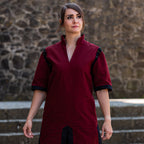 Product image Dungeons & Dragons - Fighter Tunic bordeaux-black