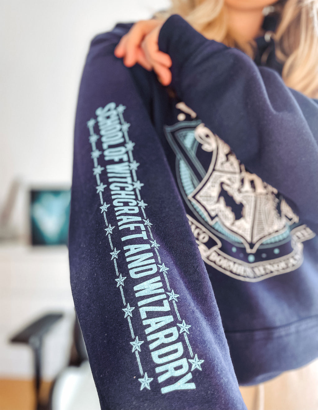 Zdjęcie produktu Harry Potter - Bluza z kapturem Hogwarts School of Witchcraft niebieska