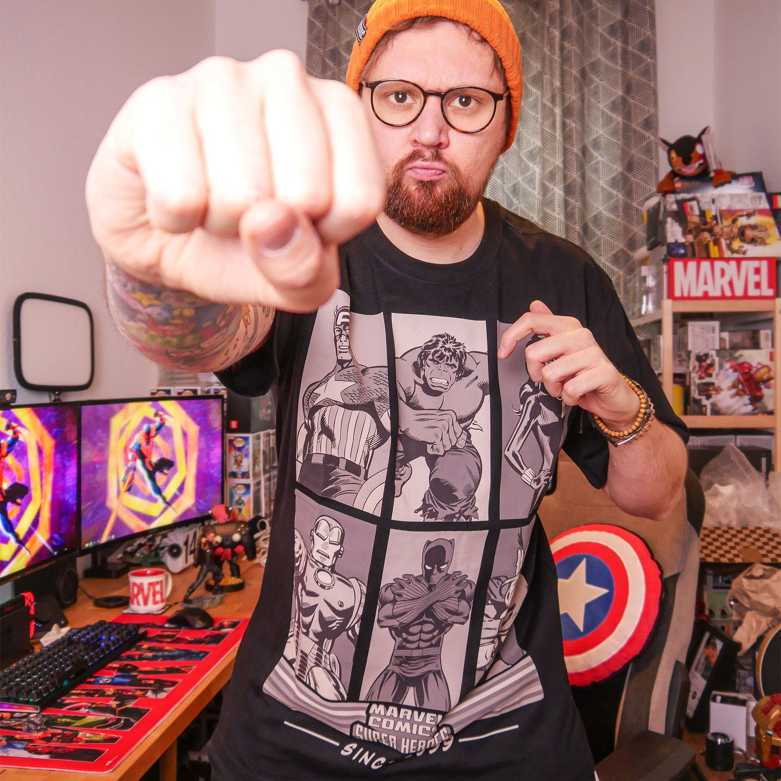 Zdjęcie produktu Marvel Comics - Super Heroes Since 1939 Oversize T-Shirt czarne