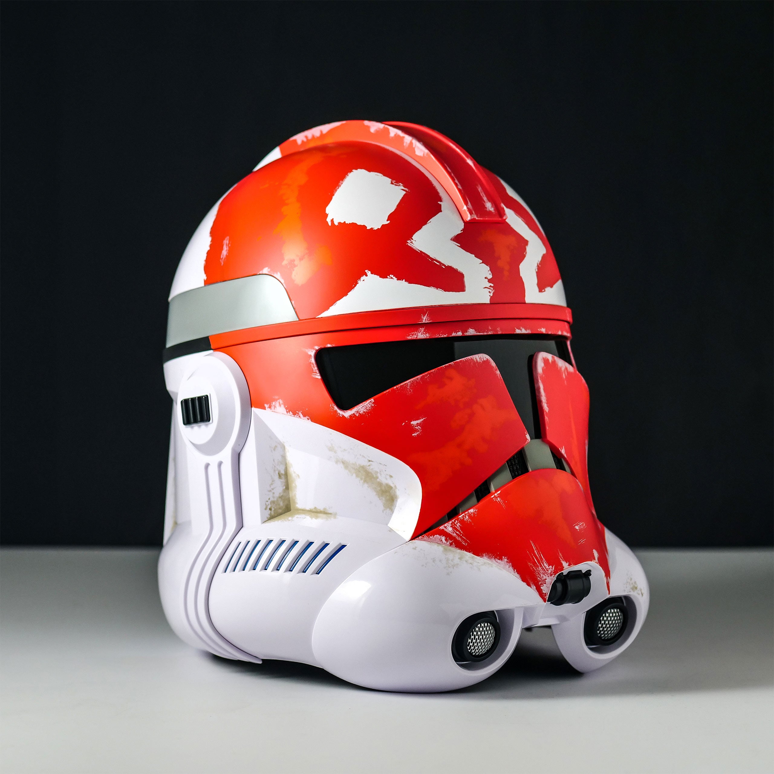 Zdjęcie produktu Ahsoka Tano 332nd Clone Trooper Premium Replika Hełmu ze Zmianą Głosu - Star Wars