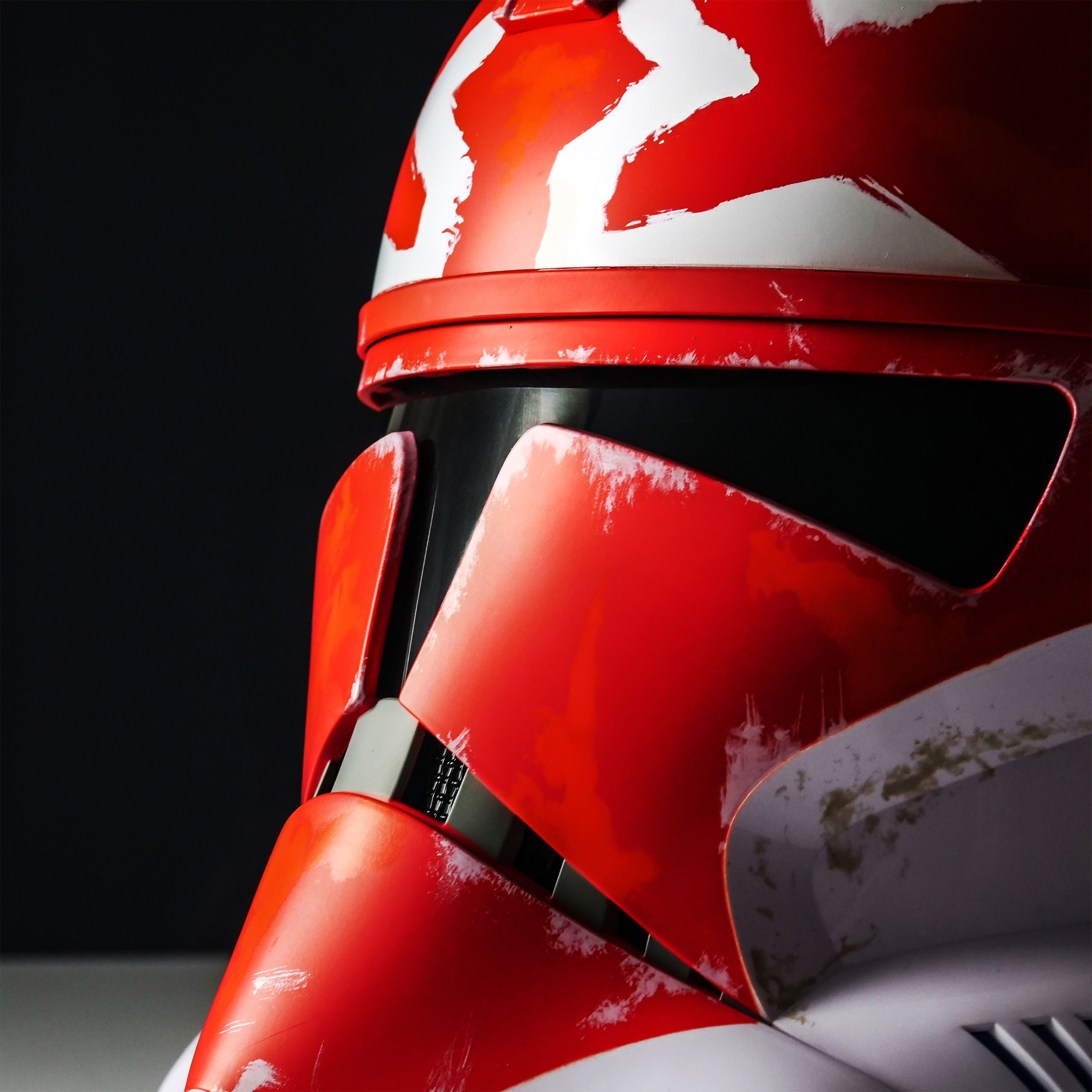 Zdjęcie produktu Ahsoka Tano 332nd Clone Trooper Premium Replika Hełmu ze Zmianą Głosu - Star Wars