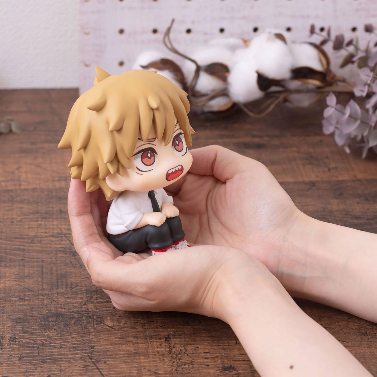 Zdjęcie produktu Chainsaw Man - Denji Look Up Figurka