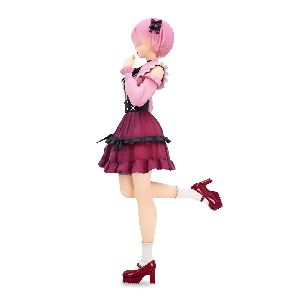 Zdjęcie produktu Re:Zero - Ram Girly Outfit Pink Figurka