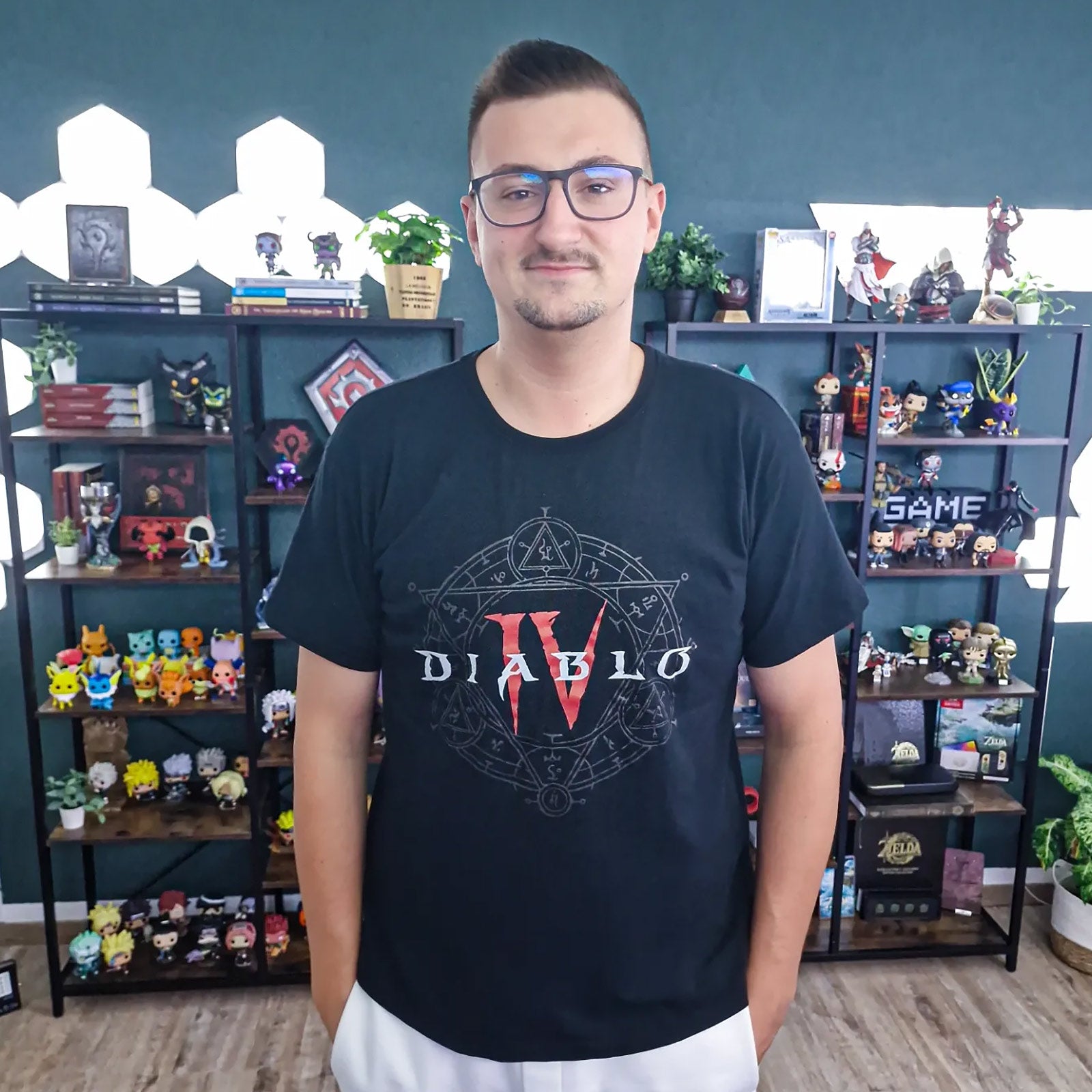 Zdjęcie produktu Diablo IV - Koszulka z logo heksagramu czarna