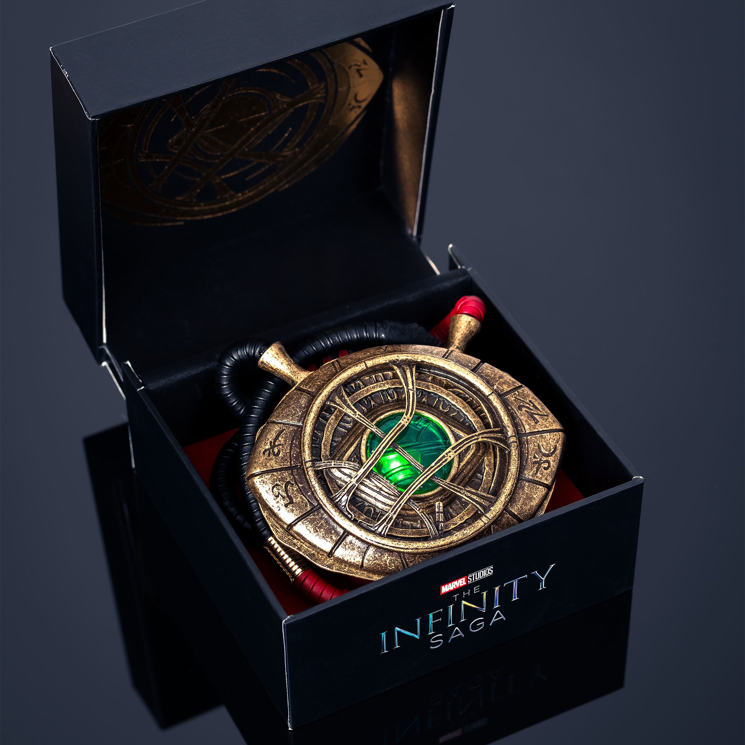 Zdjęcie produktu Doctor Strange - Oko Agamotto naszyjnik z efektem świetlnym