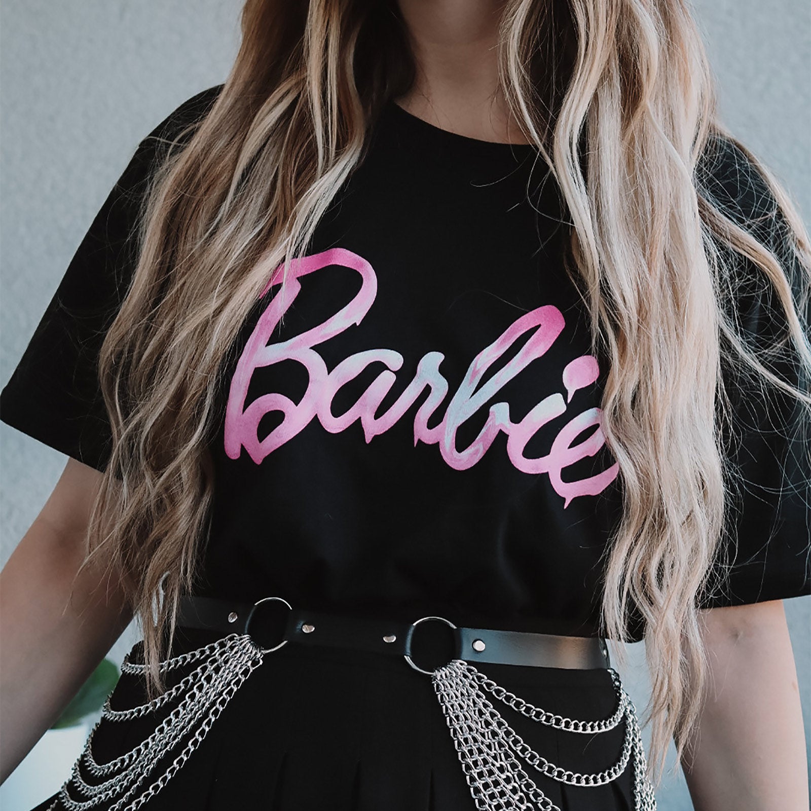 Zdjęcie produktu Barbie - Melted Logo T-Shirt czarne