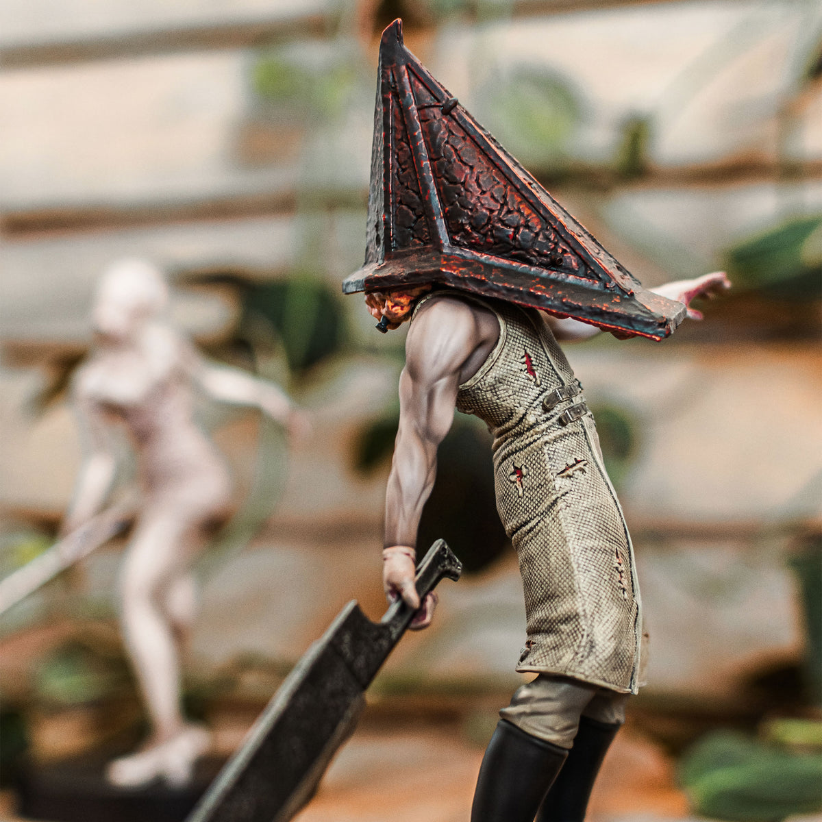 Zdjęcie produktu Silent Hill 2 - Figurka Red Pyramid Head