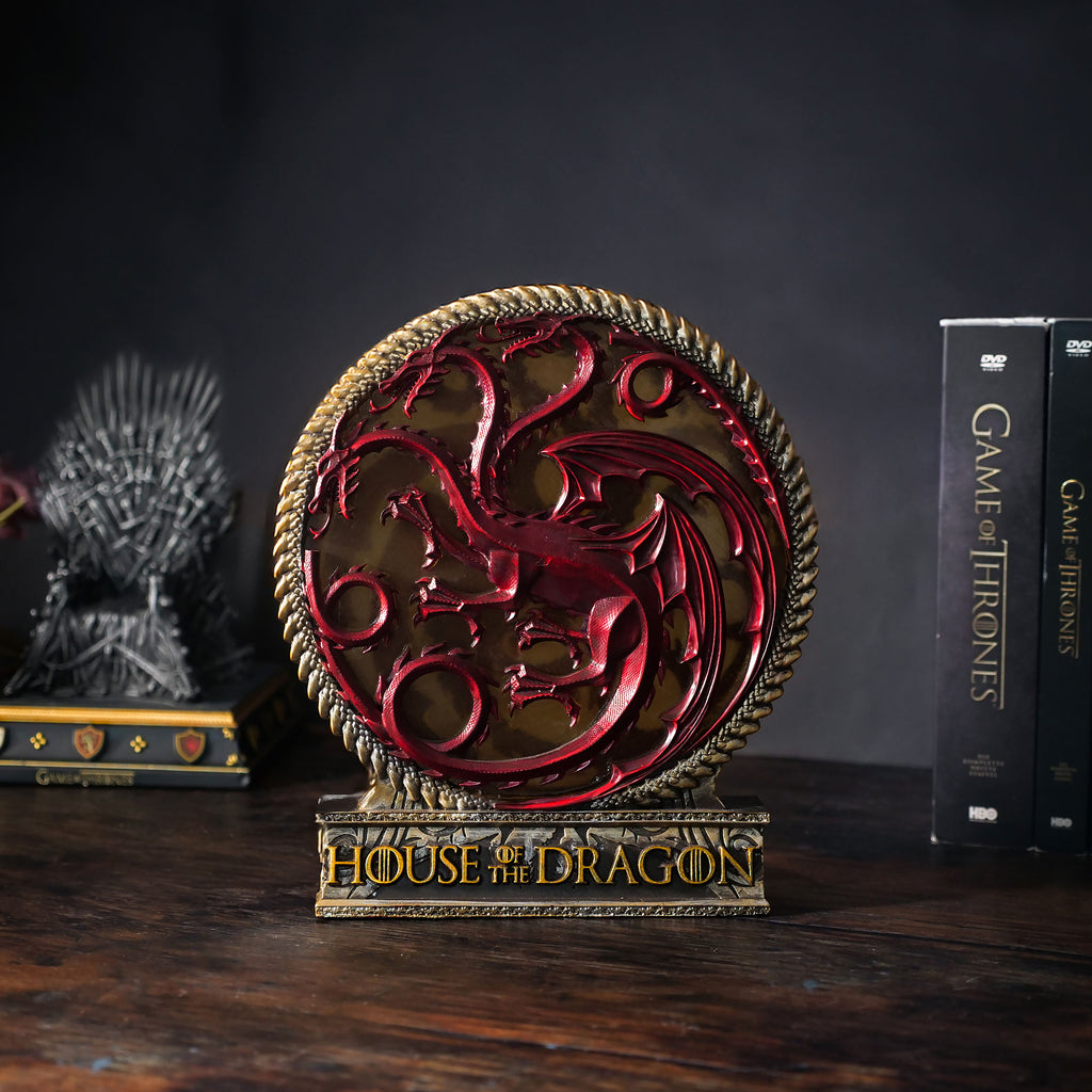 Zdjęcie produktu Deluxe lampa stołowa z herbem Targaryen - House of the Dragon