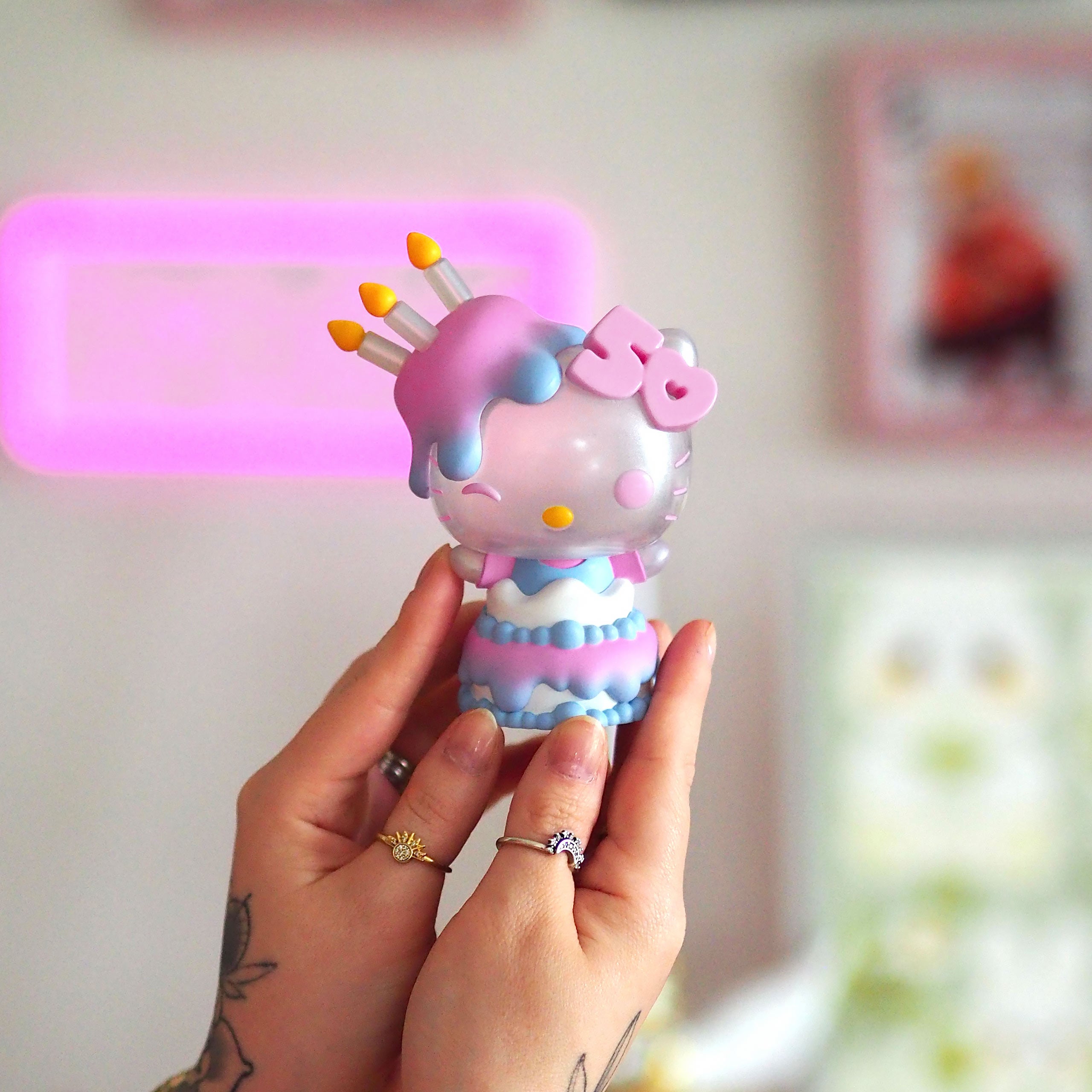 Zdjęcie produktu Hello Kitty Funko Pop figurka z tortem 50-lecie