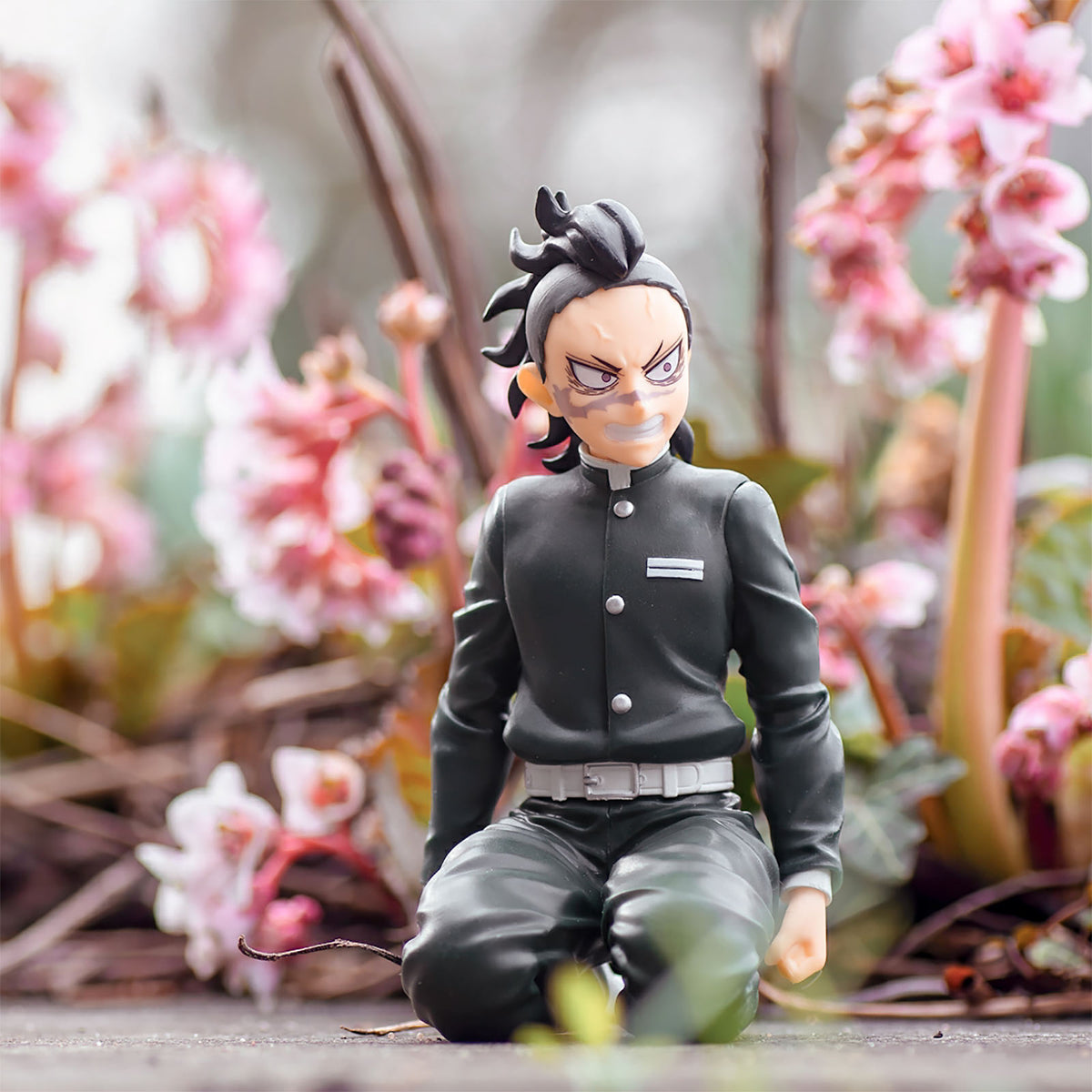 Zdjęcie produktu Demon Slayer - Genya Shinazugawa Swordsmith Village Arc Perching Figurka