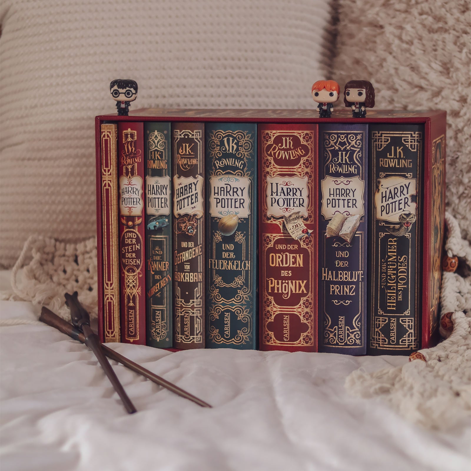 Product image Harry Potter - Volumes 1-7 in Box Set with Exclusive Extra