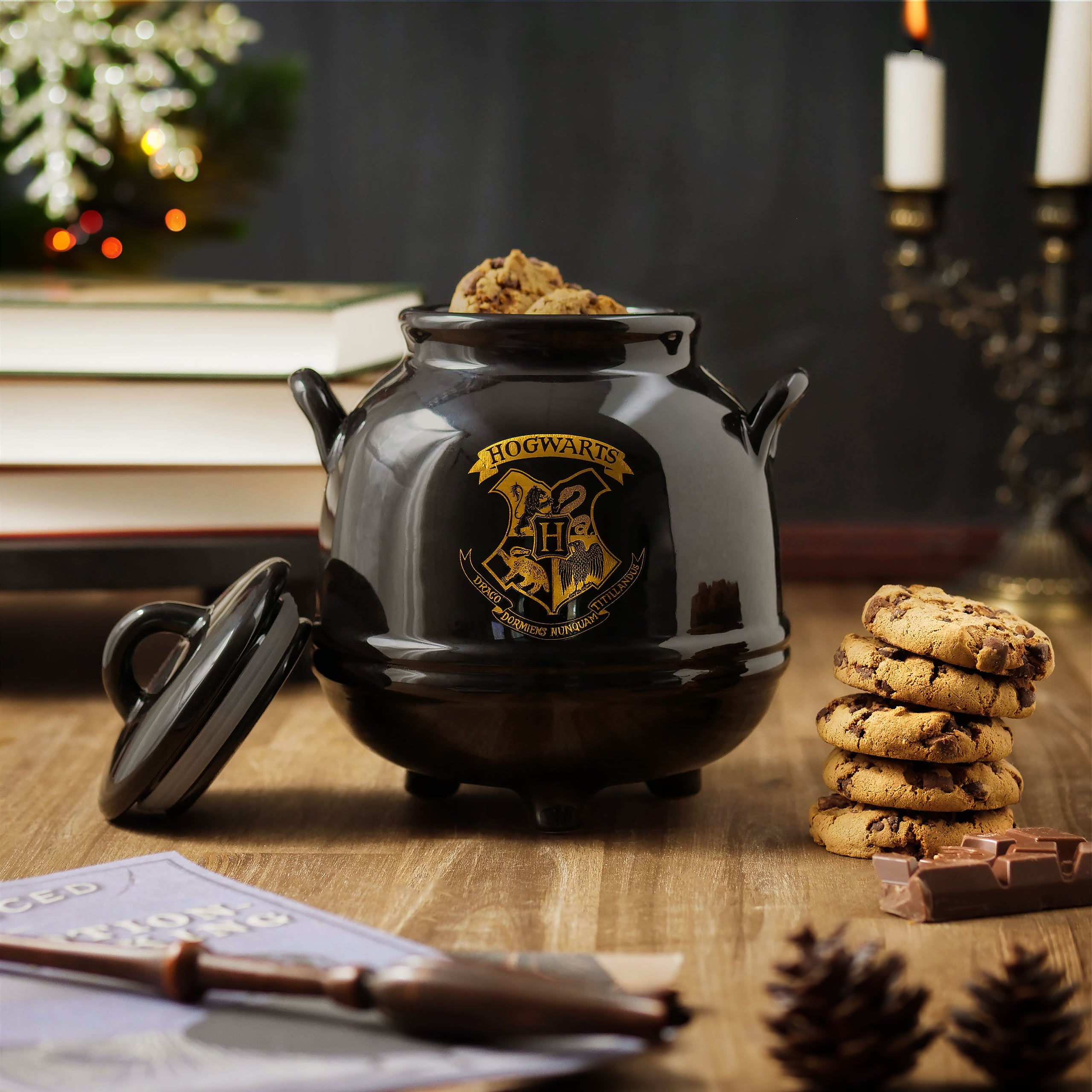 Zdjęcie produktu Harry Potter - Puszka na ciastka w kształcie kotła