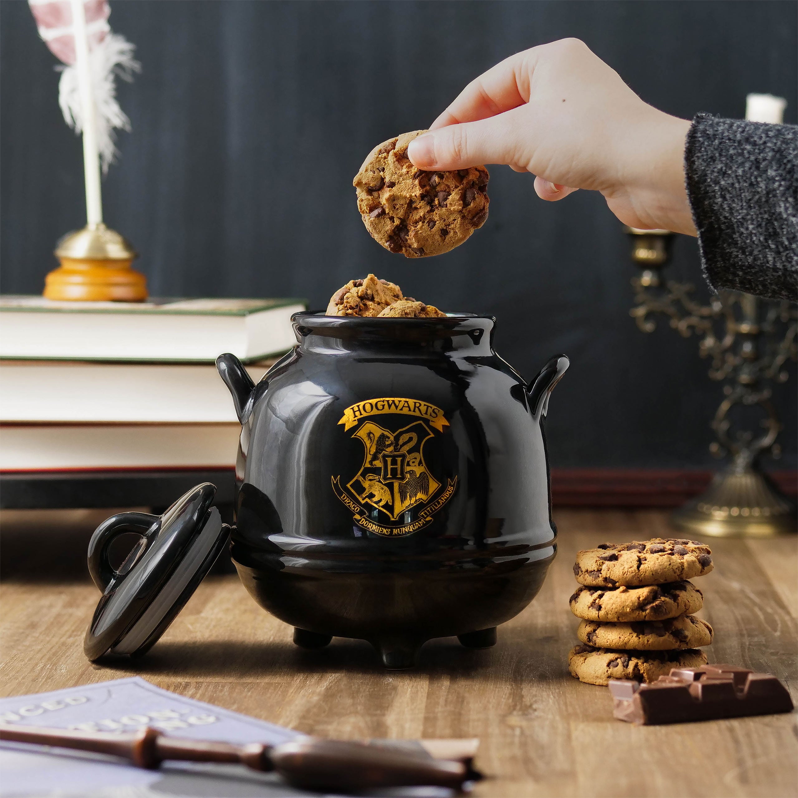 Zdjęcie produktu Harry Potter - Puszka na ciastka w kształcie kotła