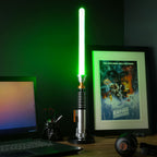 Zdjęcie produktu Star Wars - Lampa stołowa w kształcie miecza świetlnego Luke’a Skywalkera