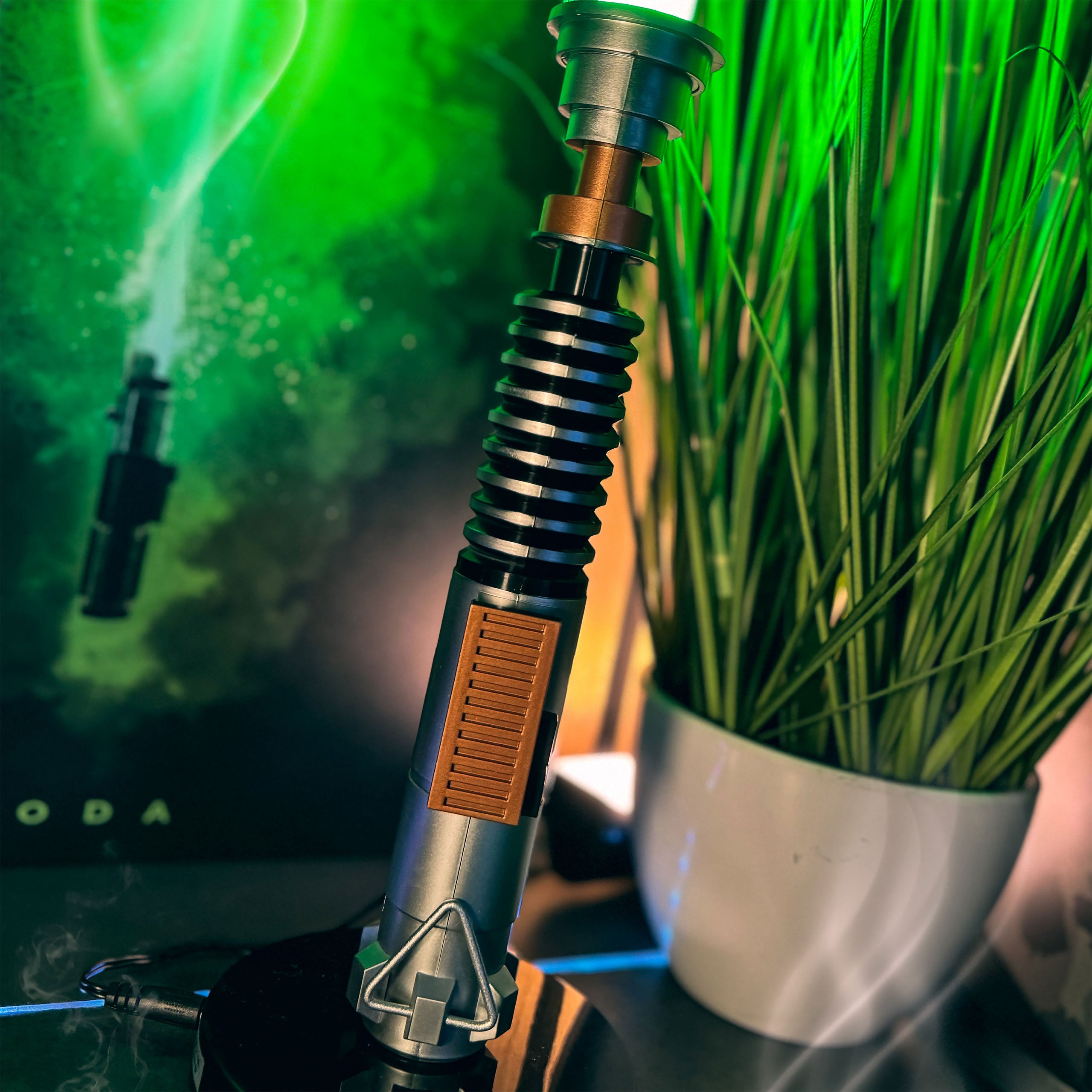 Zdjęcie produktu Star Wars - Lampa stołowa w kształcie miecza świetlnego Luke’a Skywalkera