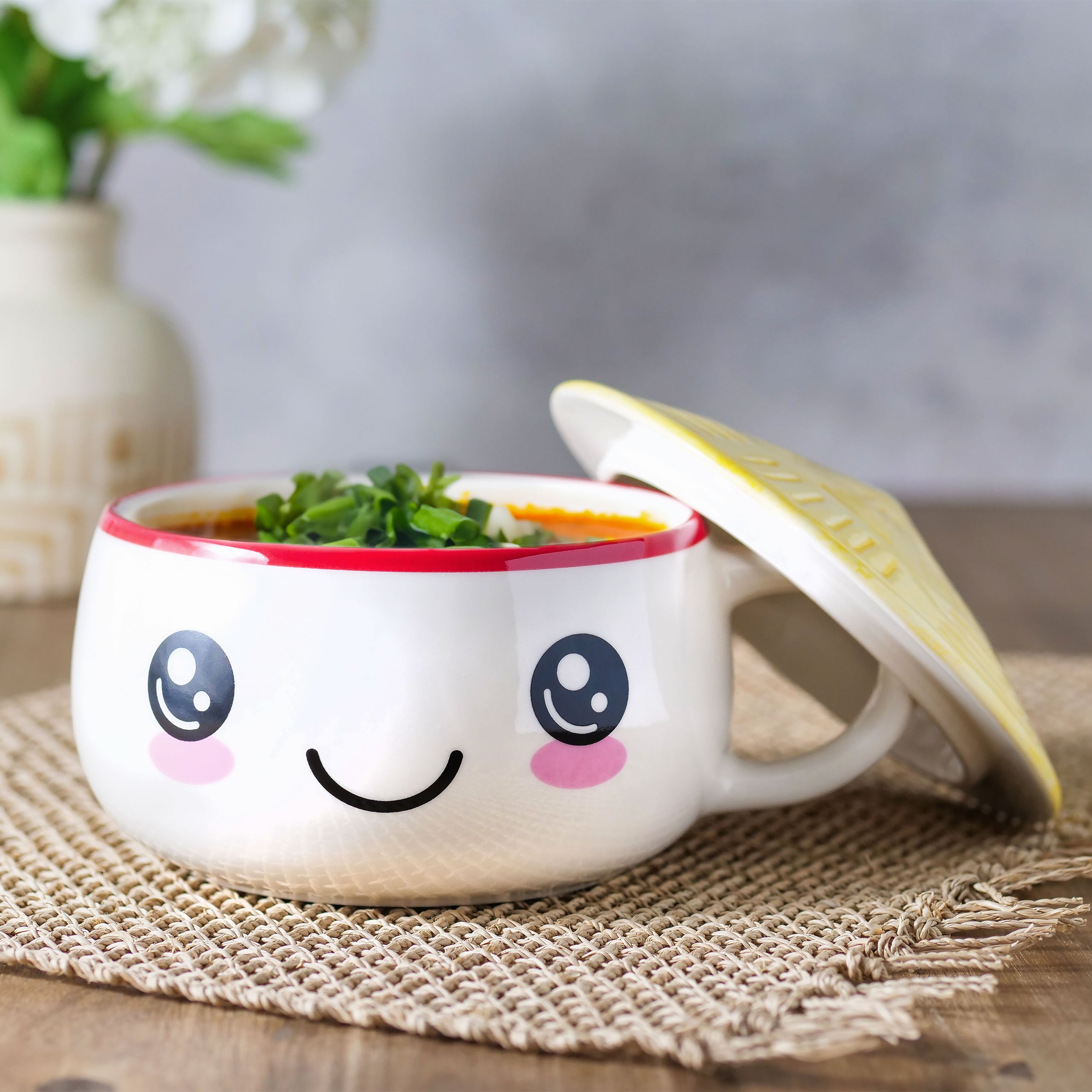 Zdjęcie produktu Kawaii kubek z pokrywką dla fanów anime