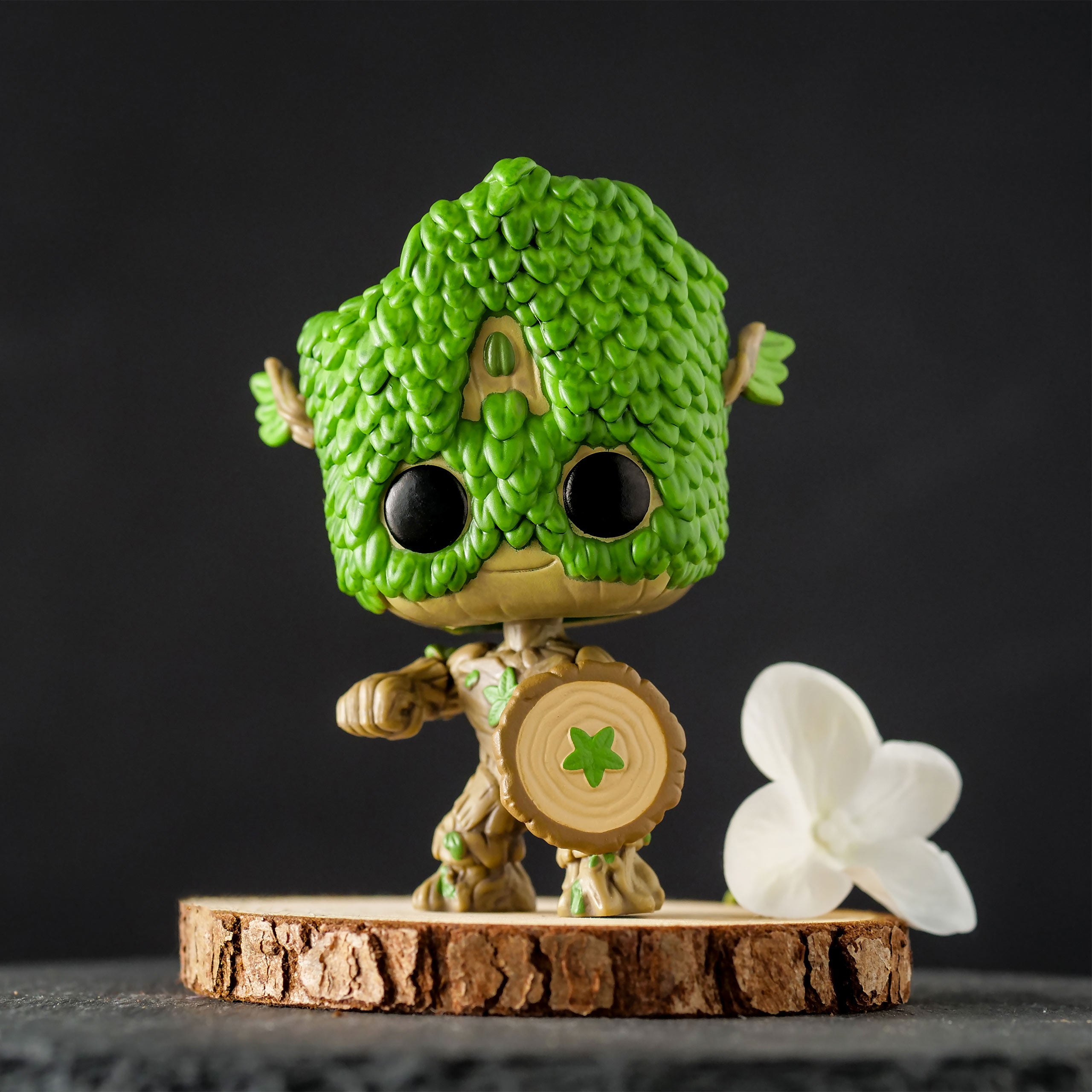 Zdjęcie produktu Marvel - We Are Groot Kapitan Ameryka Funko Pop Figurka z ruchomą głową