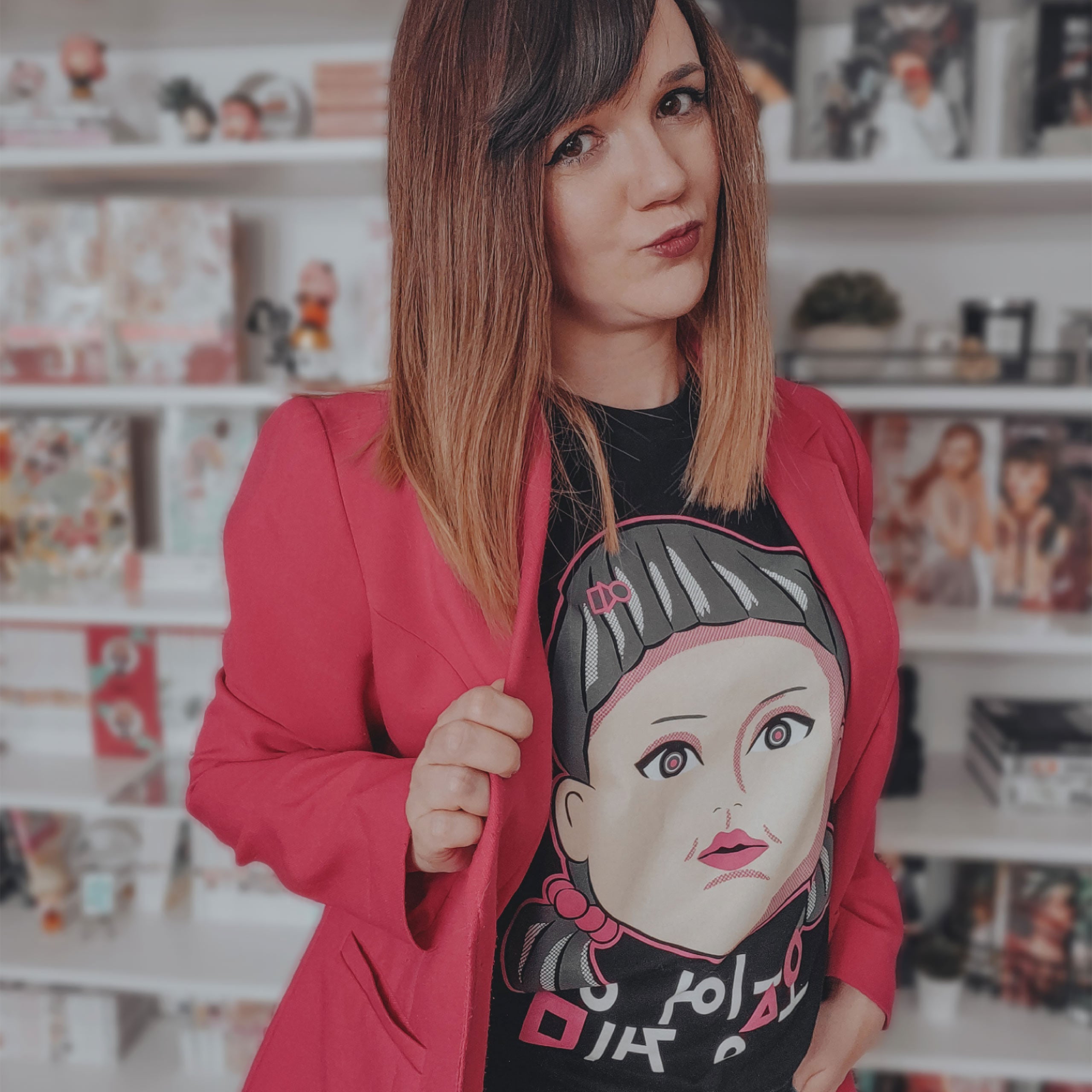 Zdjęcie produktu Squid Game - Koszulka Young-Hee Doll czarna