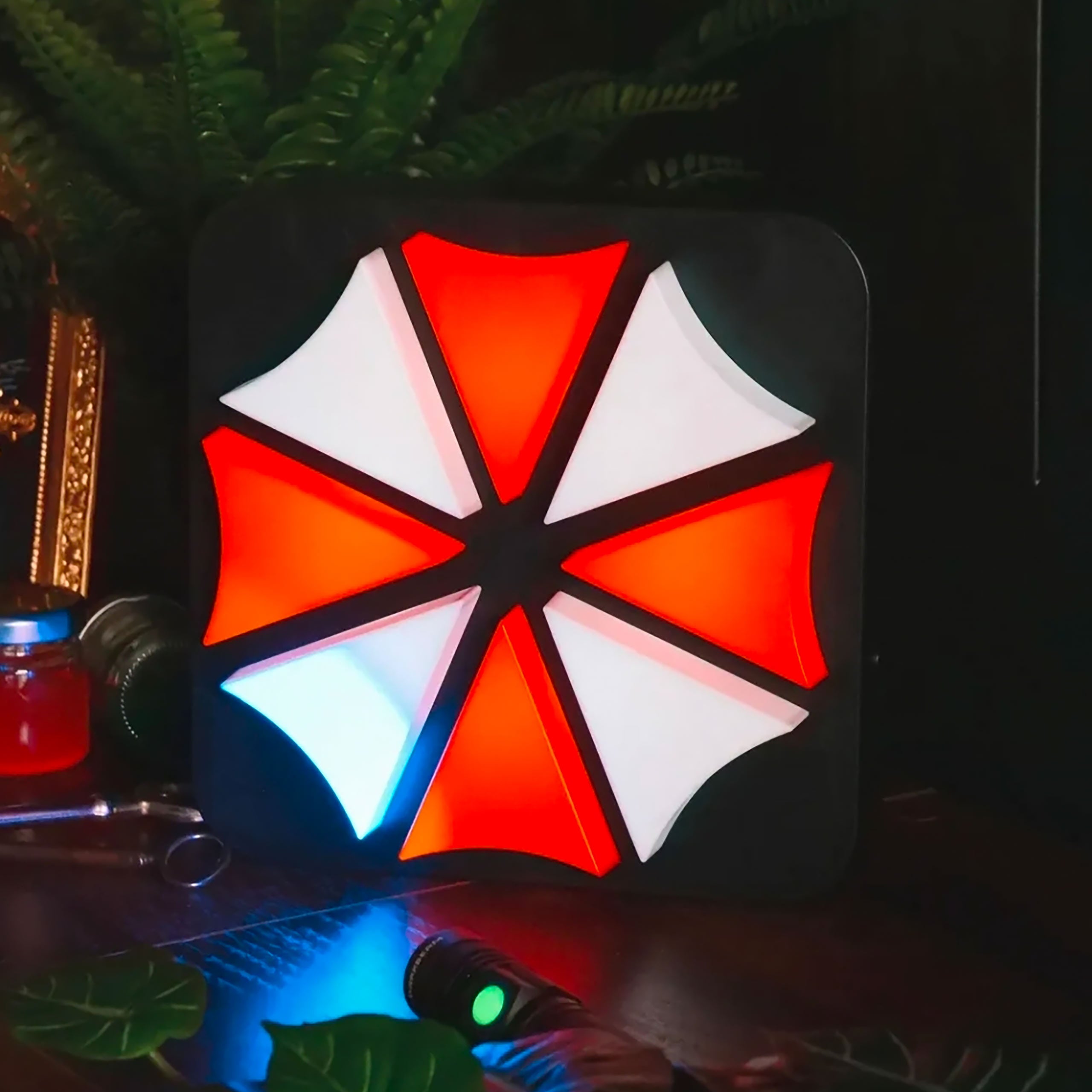 Zdjęcie produktu Resident Evil - Lampa z logo Umbrella Corporation