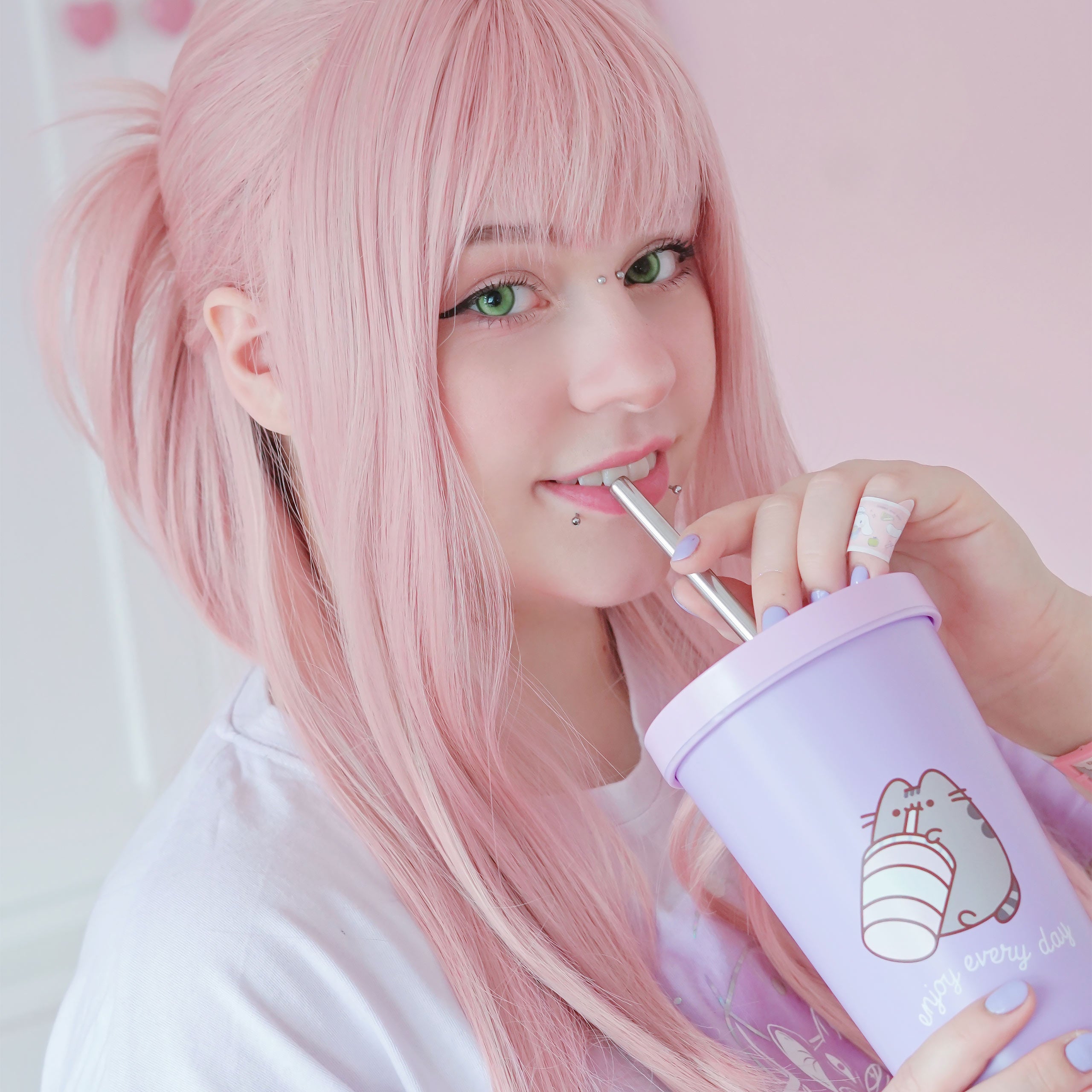 Zdjęcie produktu Pusheen - Kubek Enjoy Every Day ze słomką