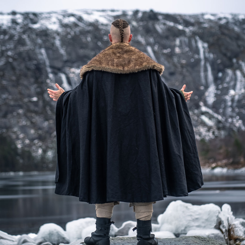 Product image Medieval Cloak with Faux Fur Black