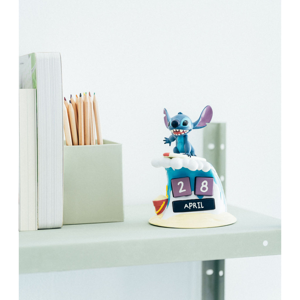 Zdjęcie produktu Stitch Surfer 3D Kalendarz Roczny - Lilo & Stitch