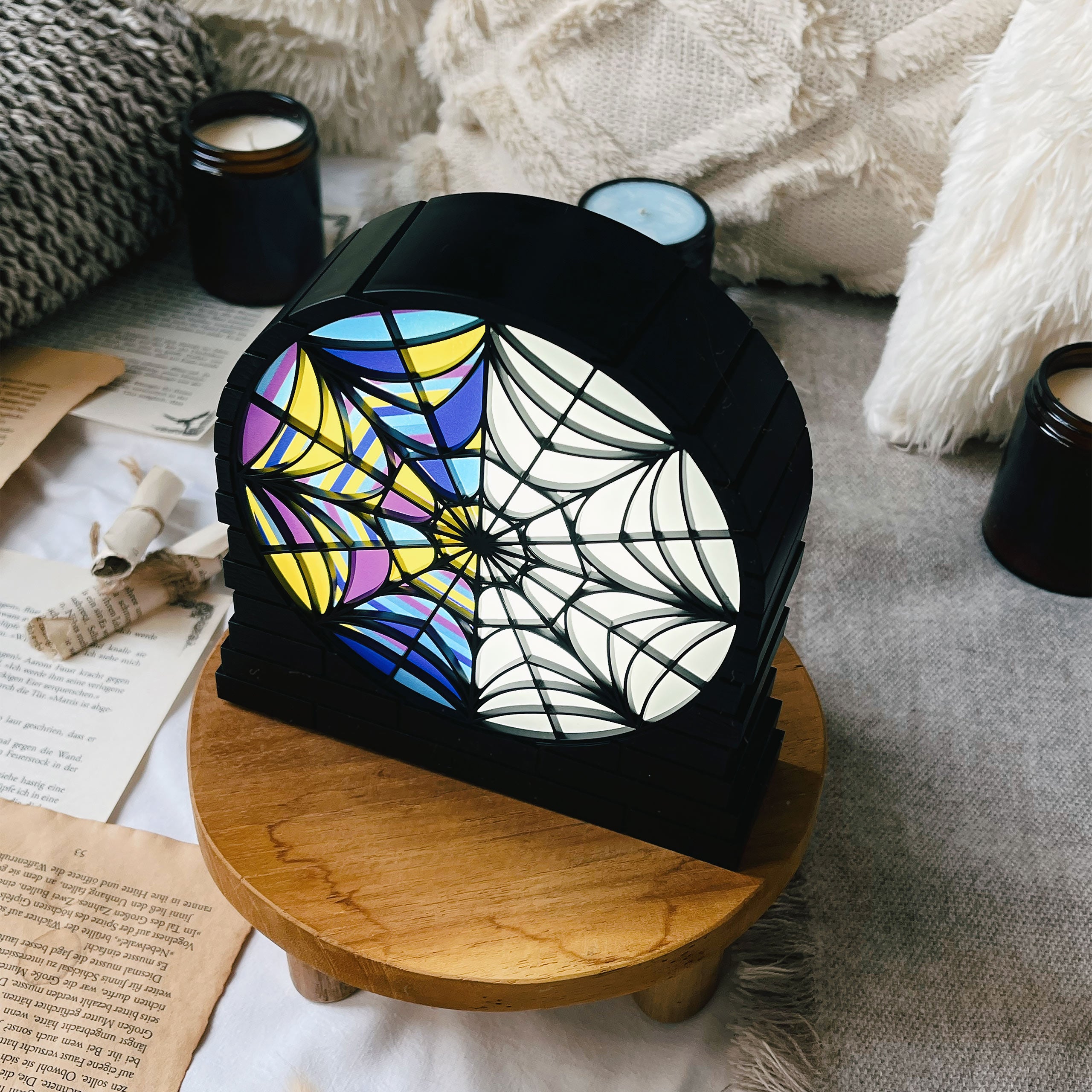 Zdjęcie produktu Wednesday - Lampa Okno Nevermore