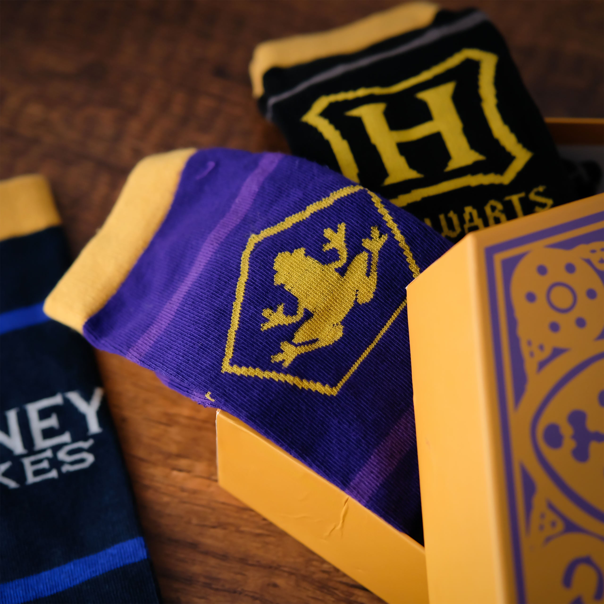 Zdjęcie produktu Harry Potter - Zestaw 3 par skarpetek w pudełku Czekoladowej Żaby