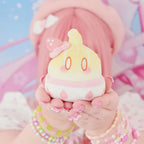 Zdjęcie produktu Genshin Impact - Mutant Electro Slime Strawberry Cake Style Pluszowa Figurka