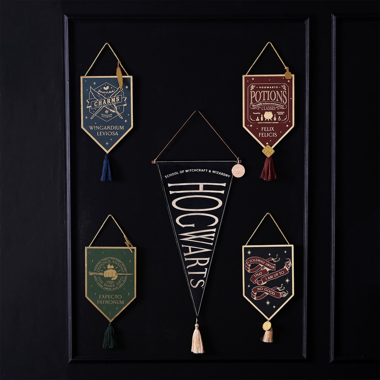 Product image Harry Potter - Alumni Expecto Patronum Wooden Wall Art
