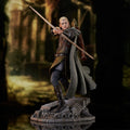 Zdjęcie produktu Władca Pierścieni - Legolas Deluxe Gallery Statue