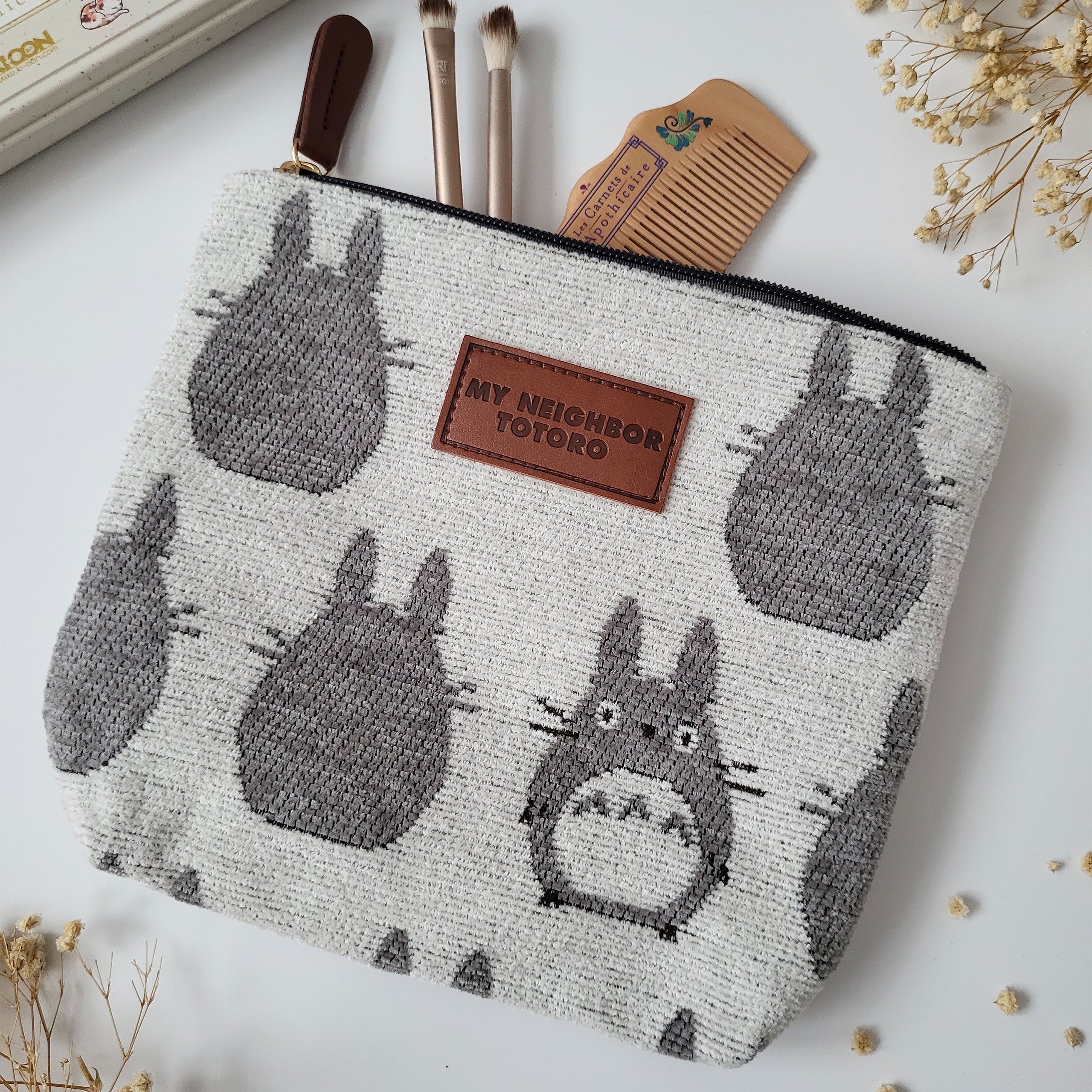 Zdjęcie produktu Totoro - Silhouette Totoro kosmetyczka